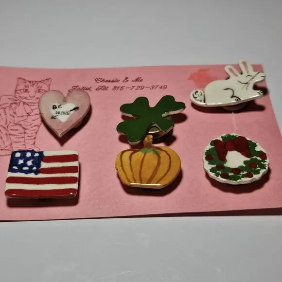 Chessie & Me Vintage Ceramic Holiday Button Covers - Picture 16 of 16